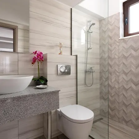 Apartamento Divina Kremastí