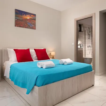 Divina Apartment