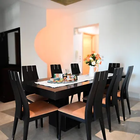 Divina Apartman Kremasztí