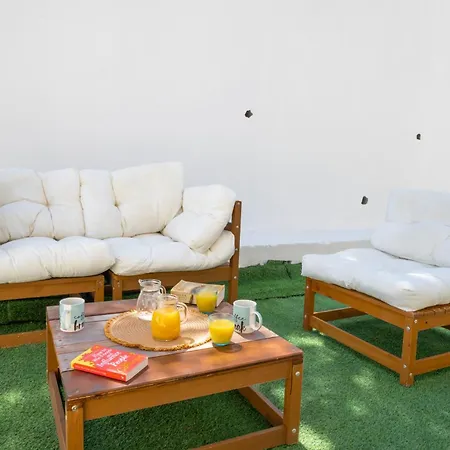 Divina Apartment *
